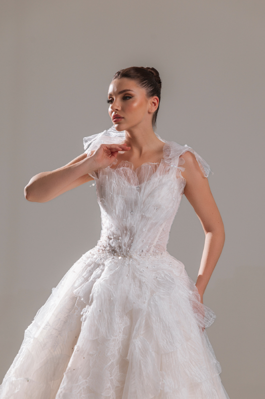 HELEN Fiyatı ve özellikleri