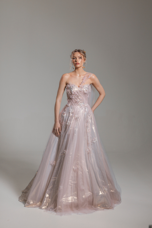 HELEN Fiyatı ve özellikleri