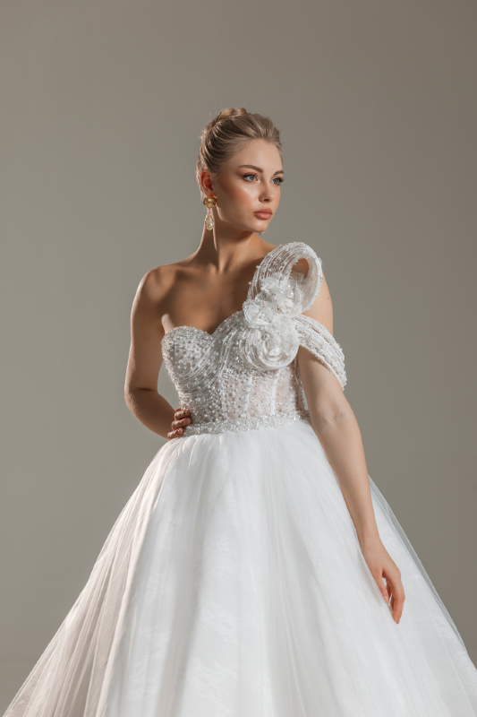 HELEN Fiyatı ve özellikleri