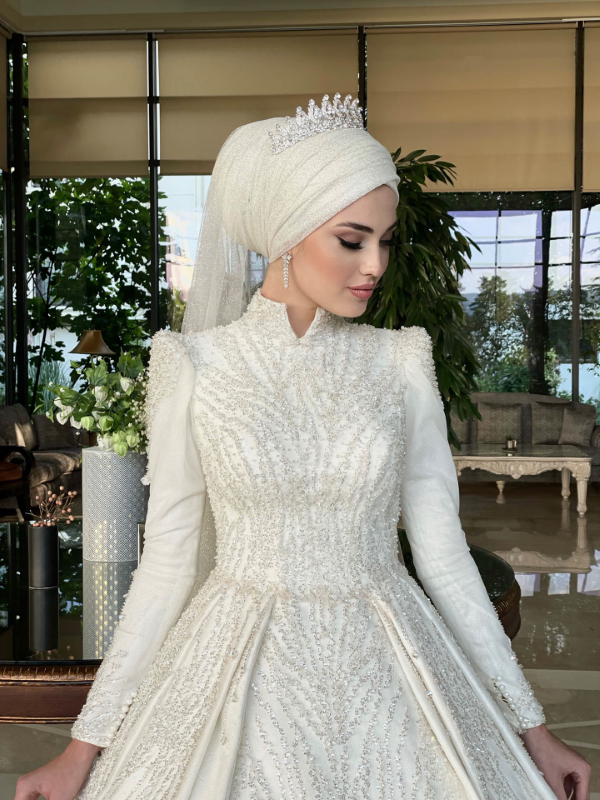 BALL GOWN TYPE Fiyatı ve özellikleri