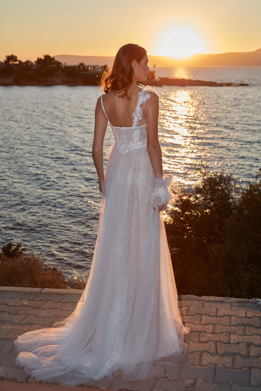 WEDDING DRESSES Fiyatı ve özellikleri